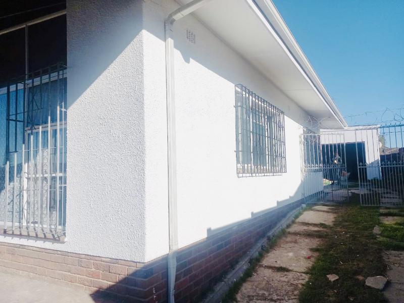 4 Bedroom Property for Sale in Glenhaven Western Cape